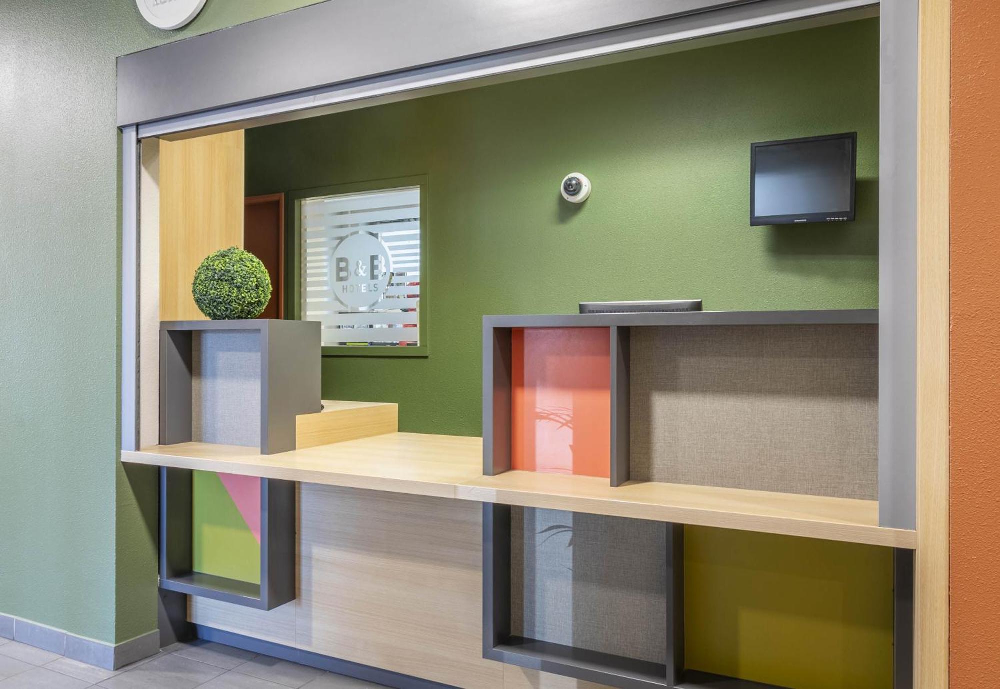 B&B Hotel Marseille Les Ports ภายนอก รูปภาพ