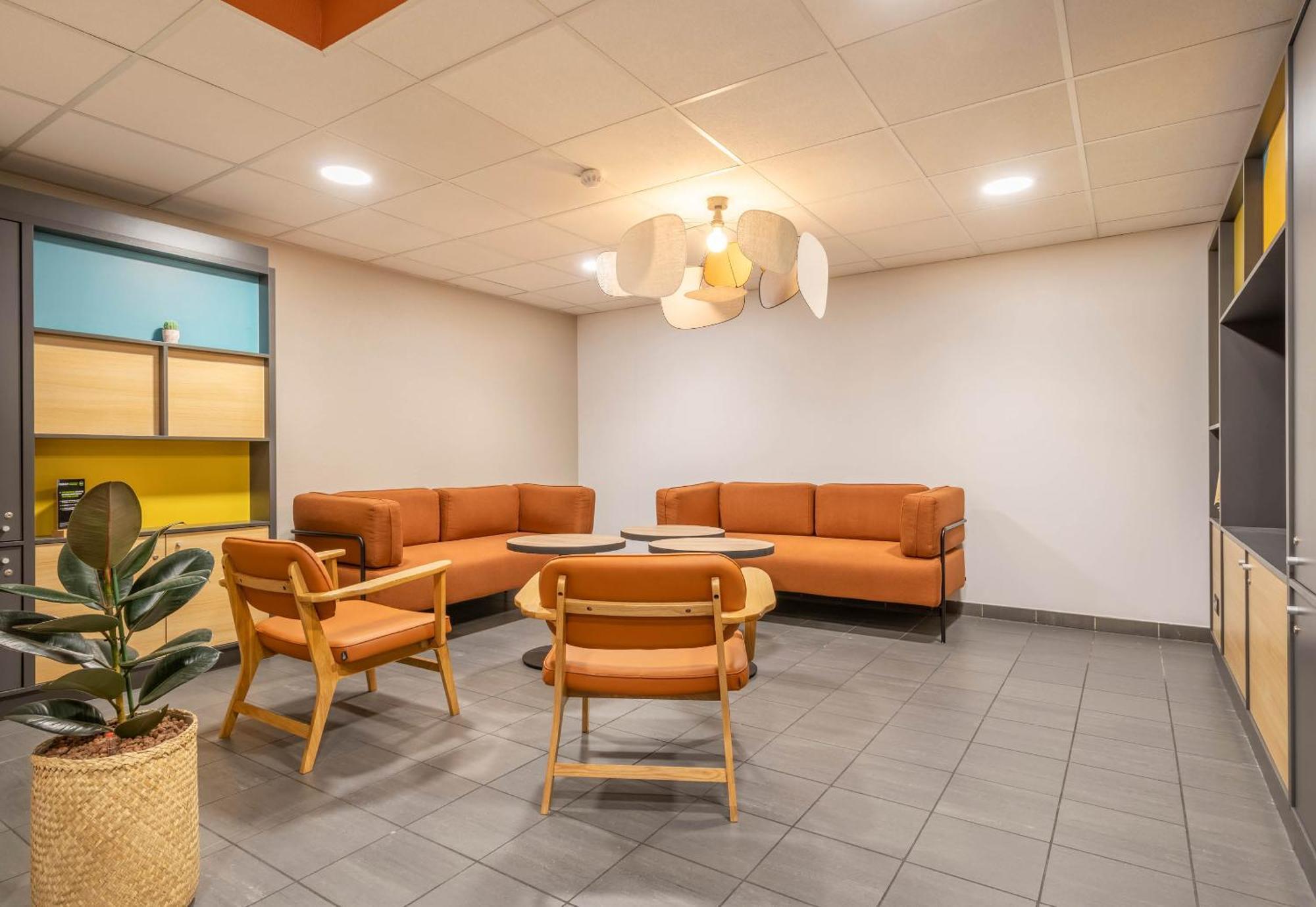 B&B Hotel Marseille Les Ports ภายนอก รูปภาพ